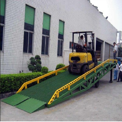 移動式升降機(jī)